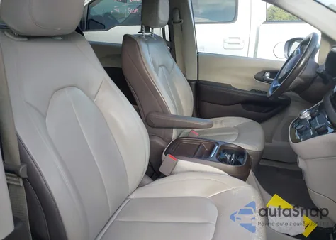 2017 Chrysler Pacifica Touring-L из США, поврежденный, VIN 2C4RC1BG6HR524009